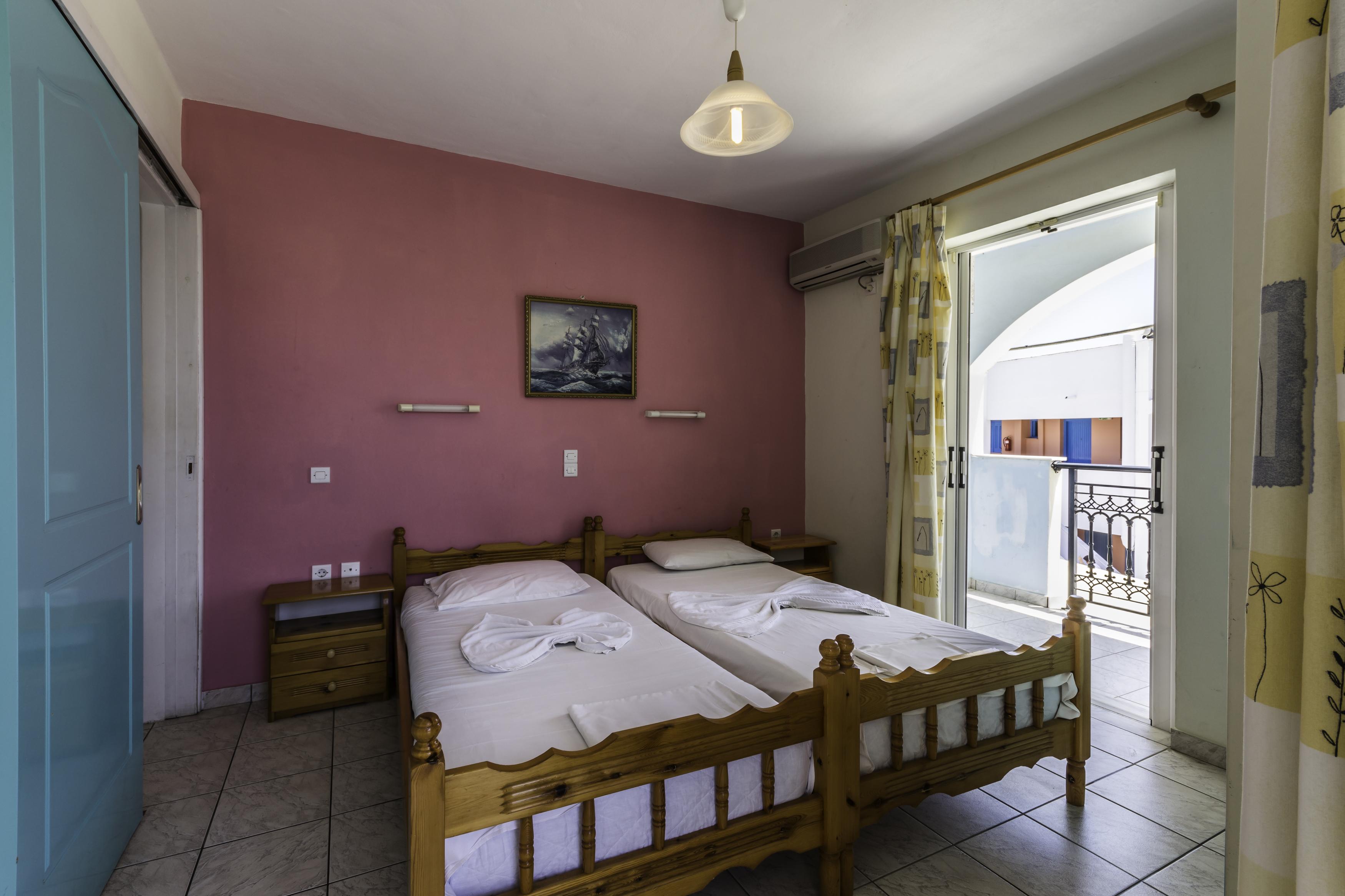 Vossos Hotel Apartments Лаганас Екстер'єр фото