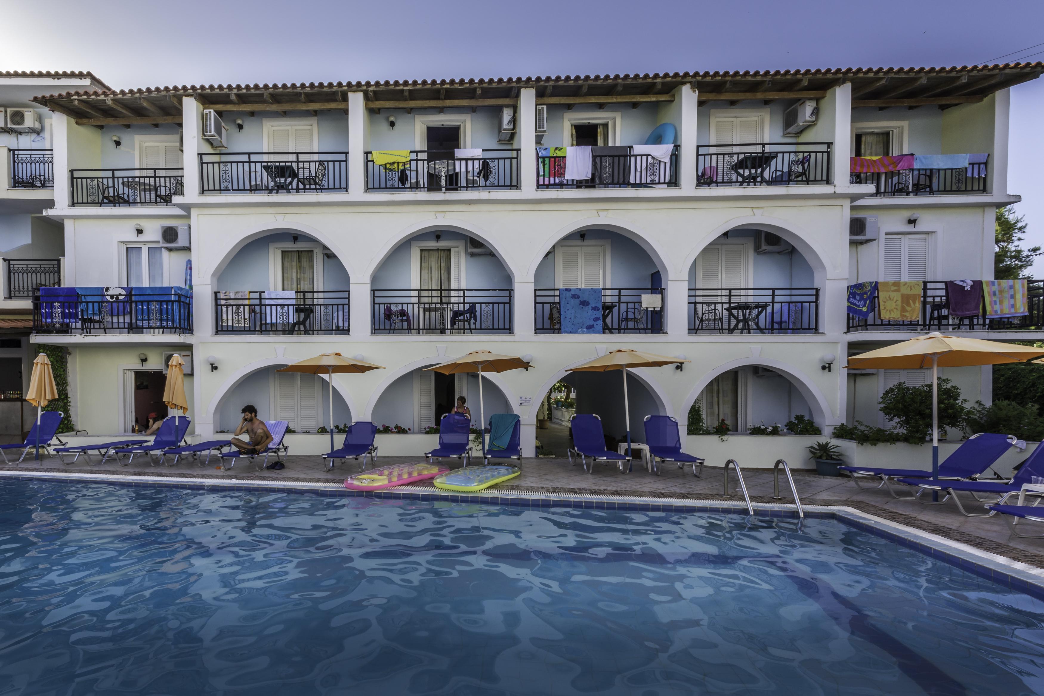 Vossos Hotel Apartments Лаганас Екстер'єр фото