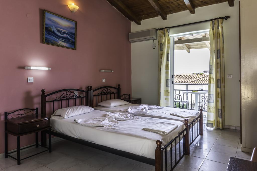 Vossos Hotel Apartments Лаганас Екстер'єр фото