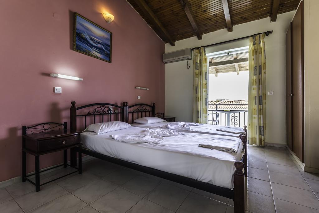 Vossos Hotel Apartments Лаганас Екстер'єр фото