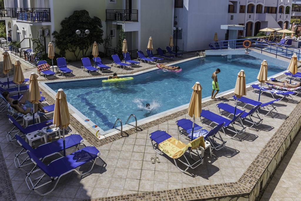 Vossos Hotel Apartments Лаганас Екстер'єр фото