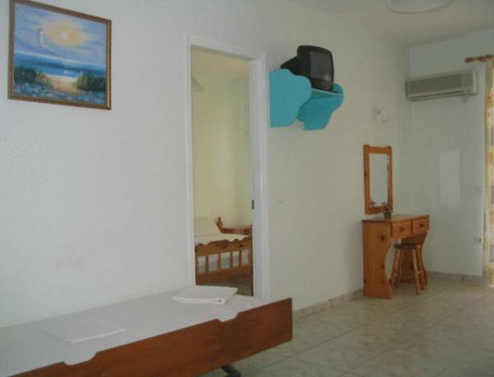 Vossos Hotel Apartments Лаганас Екстер'єр фото