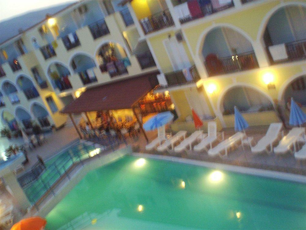 Vossos Hotel Apartments Лаганас Екстер'єр фото